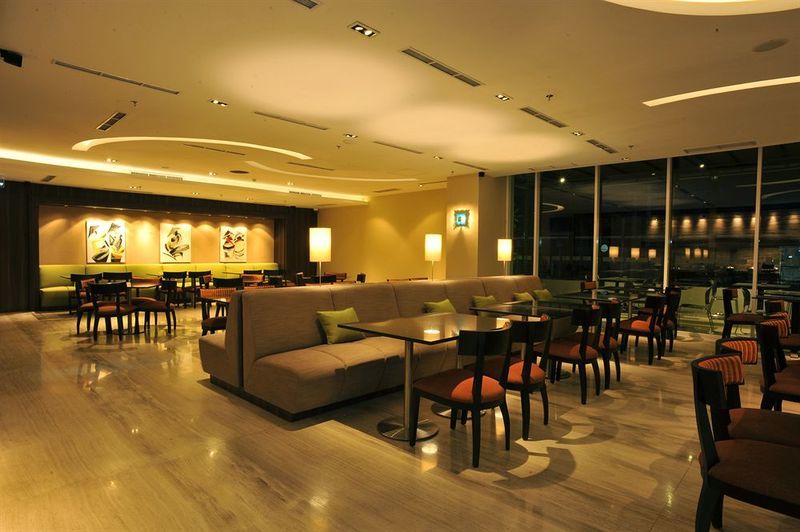 泗水中心智选假日酒店 外观 照片